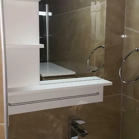 Chris's Kyklades شقة باراليمني