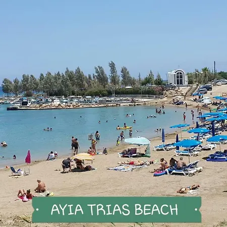 Chris's Kyklades Apartment Paralimni