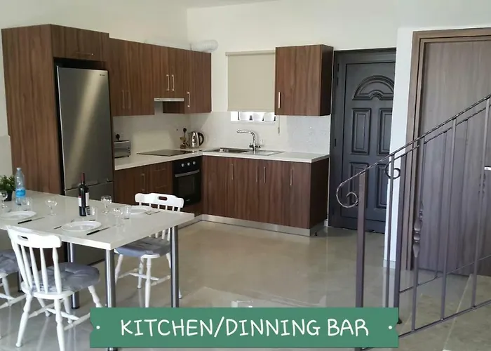 Chris's Kyklades Paralimni