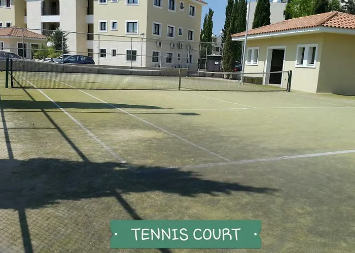 Chris's Kyklades * Paralimni